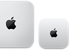 Zwei Mac mini Geräte, Oberseite, Aluminium in Silber, gerundete Ecken, glänzendes schwarzes Apple Logo in der Mitte, das Gerät auf der linken Seite ist die neuere Version und nicht mal halb so groß wie das Gerät auf der rechten Seite